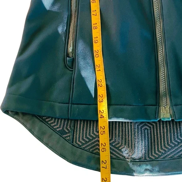 Women's Teal Under Armour Jacket - Picture 4 of 7